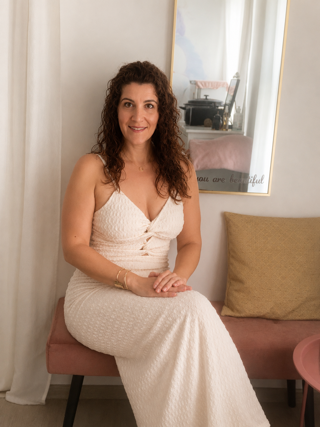 Helena Novotná, terapeutka relaxačního salonu Květ života Helena Novotná, terapeutka relaxačního salonu Květ života